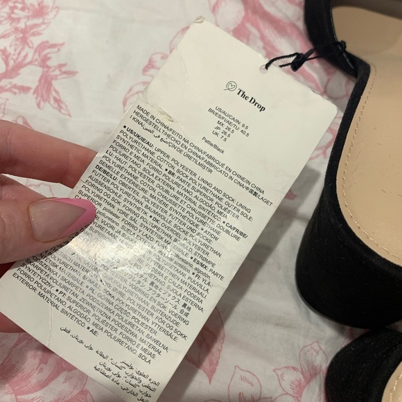 NWT Open Toe Suede Heels - Picture 6 of 6